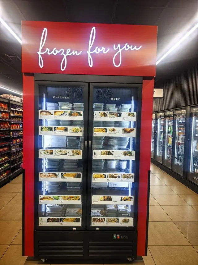Frozen for You signage and brand details at Bloem, view 2
