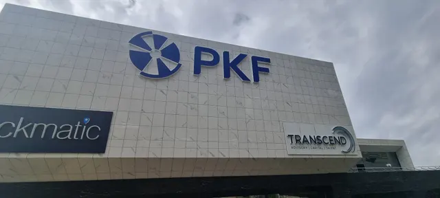 Dimensional PKF lettering on the Melrose building facade