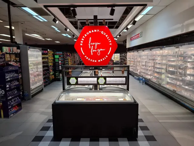 Frozen for You signage and brand details at Stellenbosch, view 4