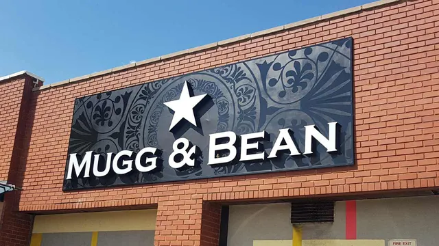 Mugg & Bean — exterior signage, photograph 4