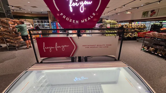 Frozen for You signage and brand details at Glen Fair, view 12